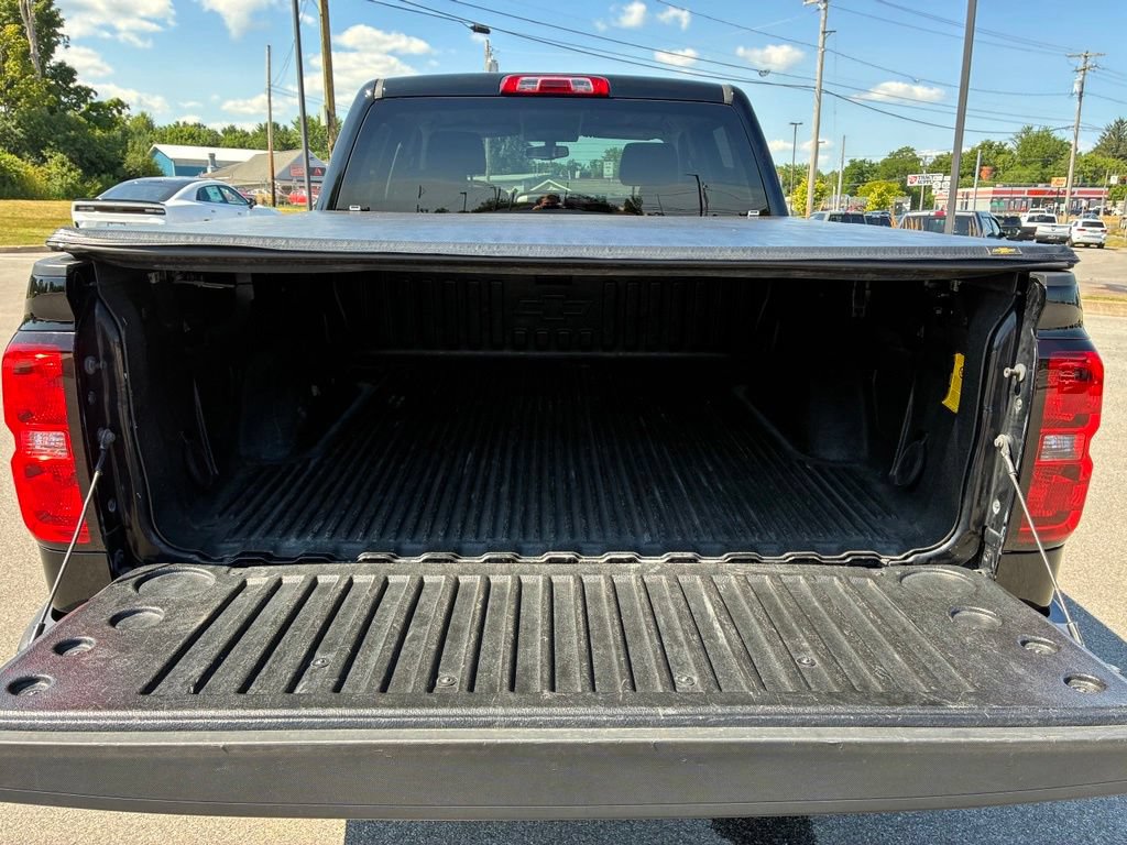 Used 2017 Chevrolet Silverado 1500 LT w/ All Star Edition AWD/4WD image 11