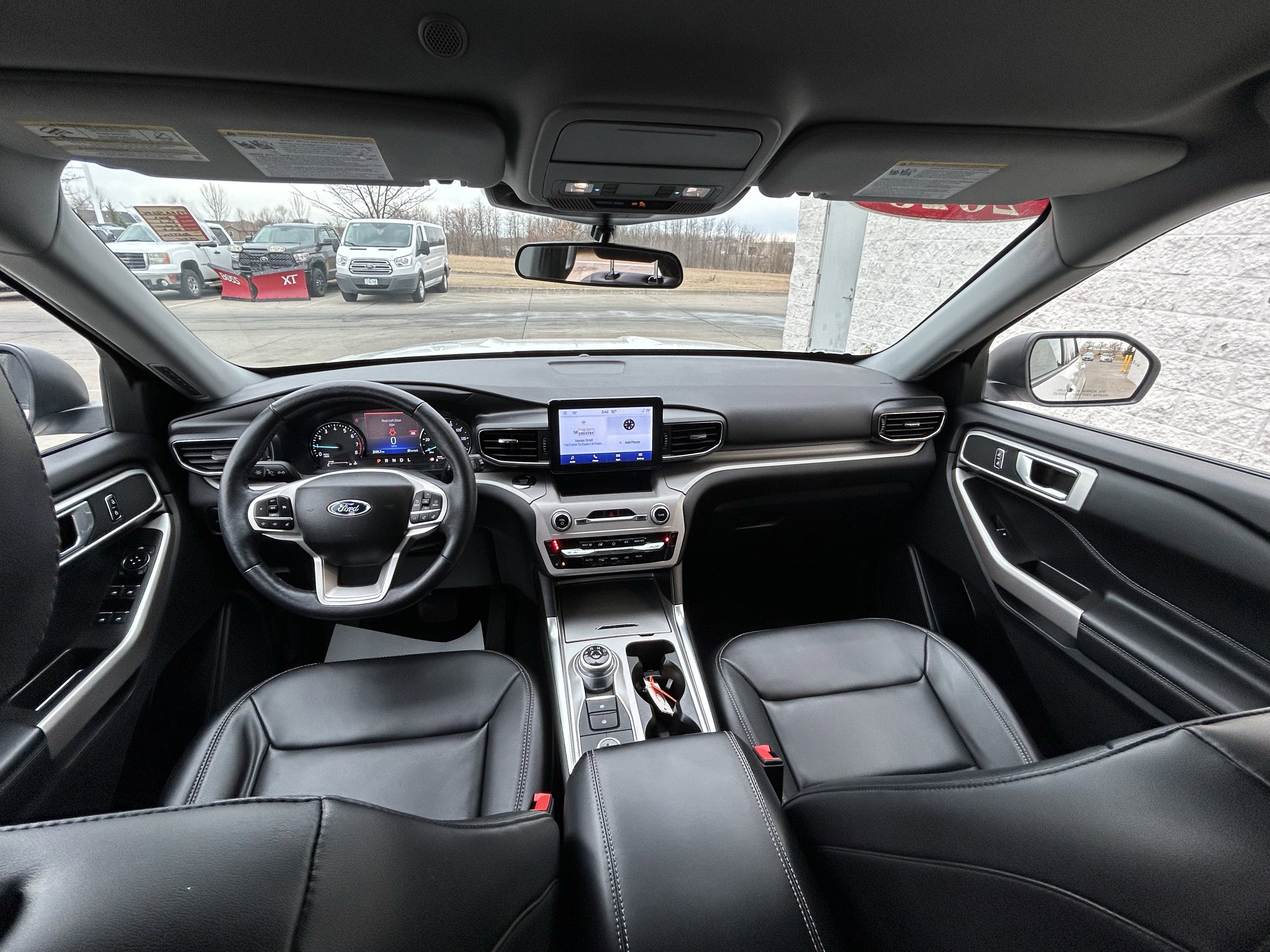 Used 2023 Ford Explorer XLT w/ Equipment Group 202A image 19