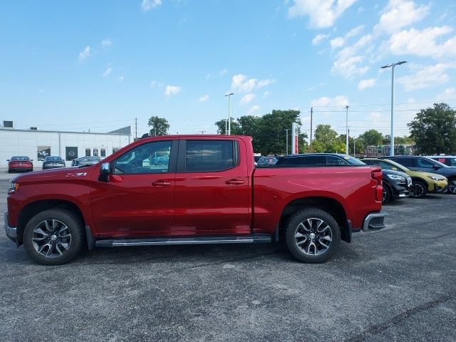 Used 2021 Chevrolet Silverado 1500 LT AWD/4WD image 9
