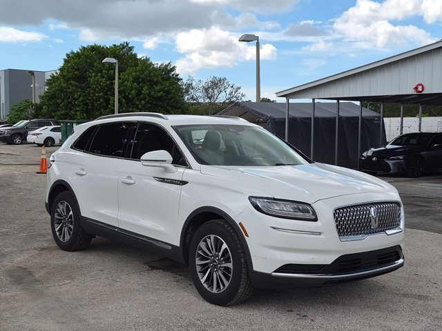 Used 2021 Lincoln Nautilus FWD w/ Equipment Group 101A image 3