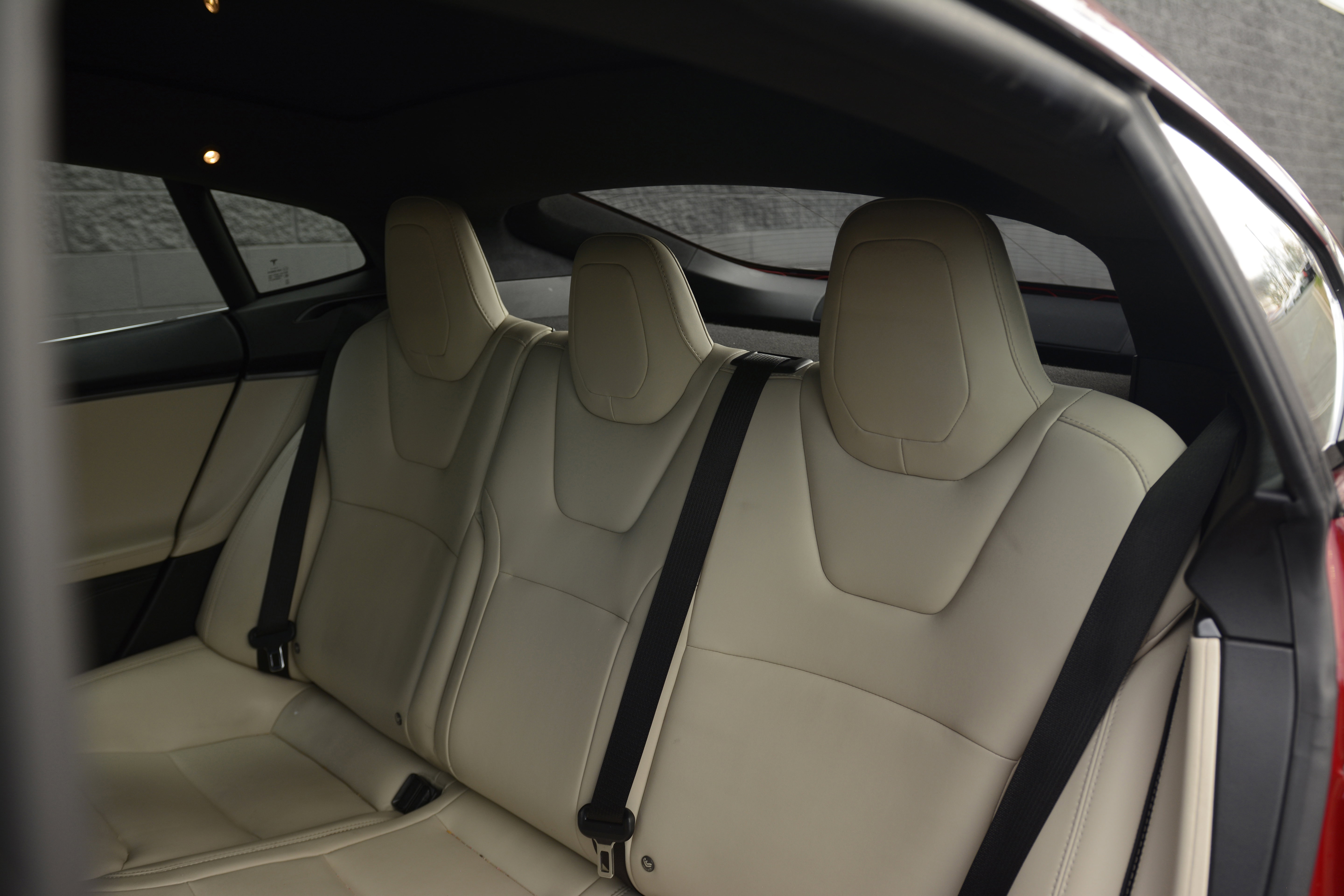 Used 2020 Tesla Model S Long Range Plus image 24