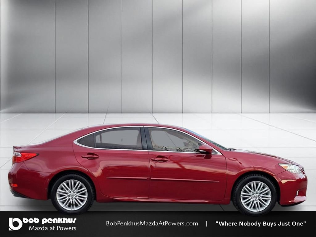 Used 2013 Lexus ES 350 w/ Luxury Pkg image 24