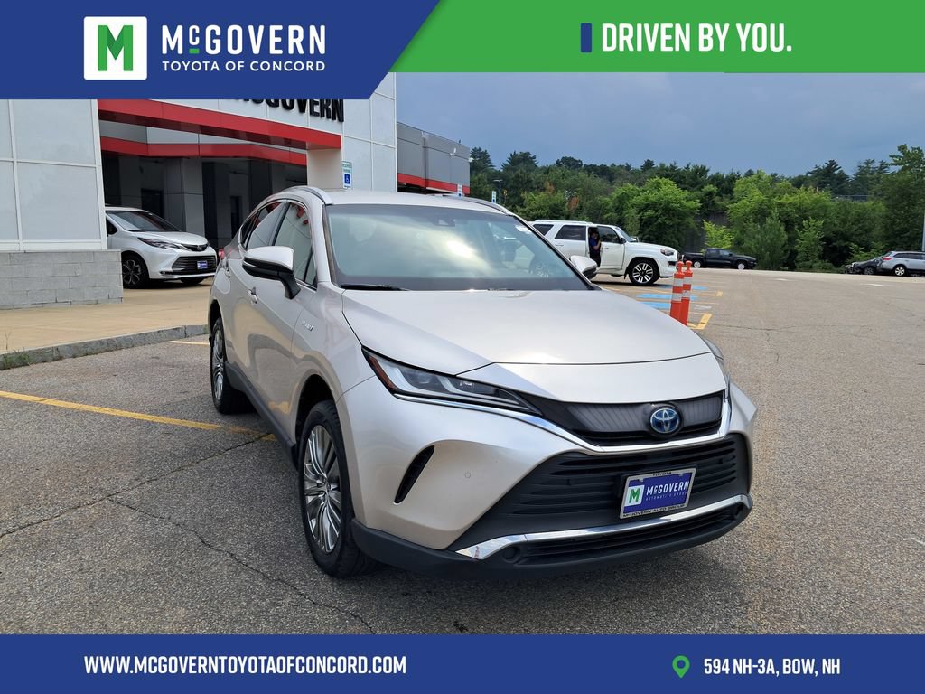 Used 2021 Toyota Venza XLE w/ Softex Package AWD/4WD image 8