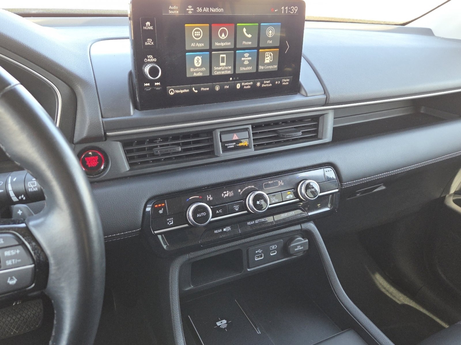 Used 2023 Honda Pilot Touring image 30