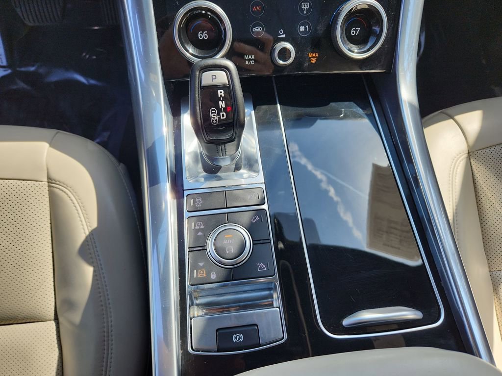 Used 2019 Land Rover Range Rover Sport HSE image 16
