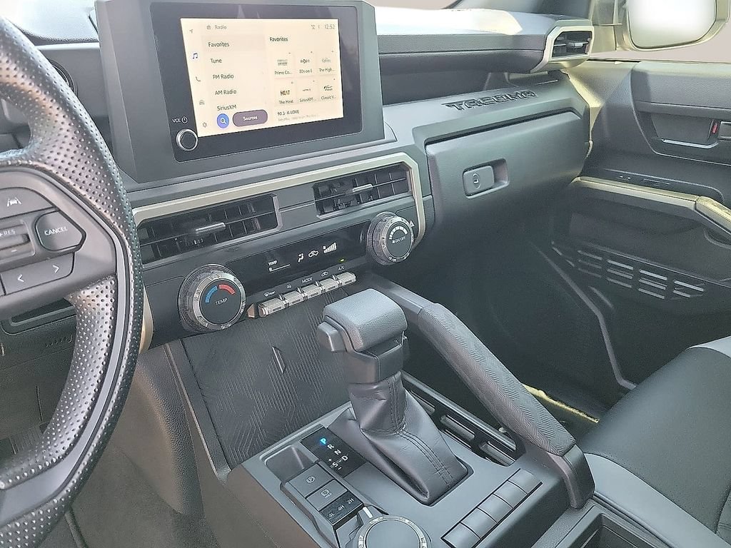 Used 2024 Toyota Tacoma SR AWD/4WD image 20