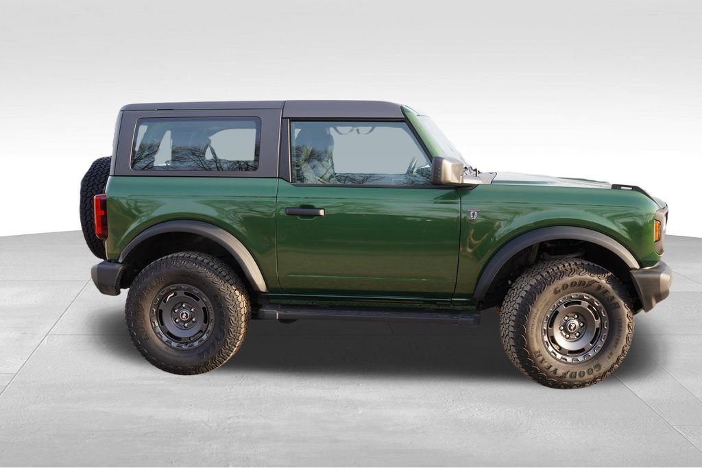 Certified 2025 Ford Bronco 2-Door w/ Sasquatch Package image 3