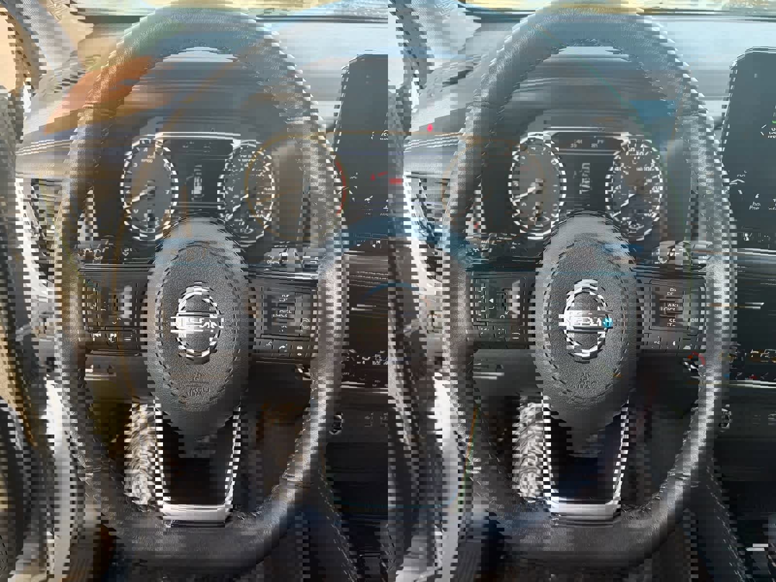 Certified 2023 Nissan Rogue SL w/ SL Premium Package image 19