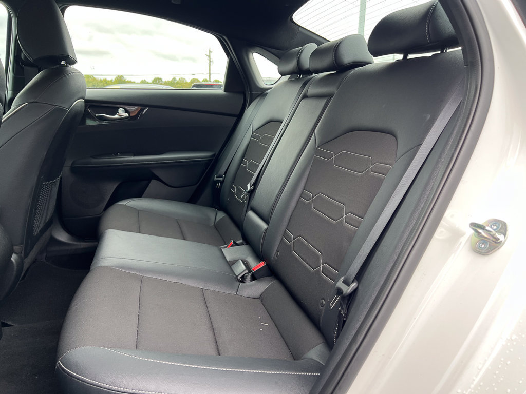 Used 2023 Kia Forte GT-Line w/ GT-Line Technology Package FWD image 23