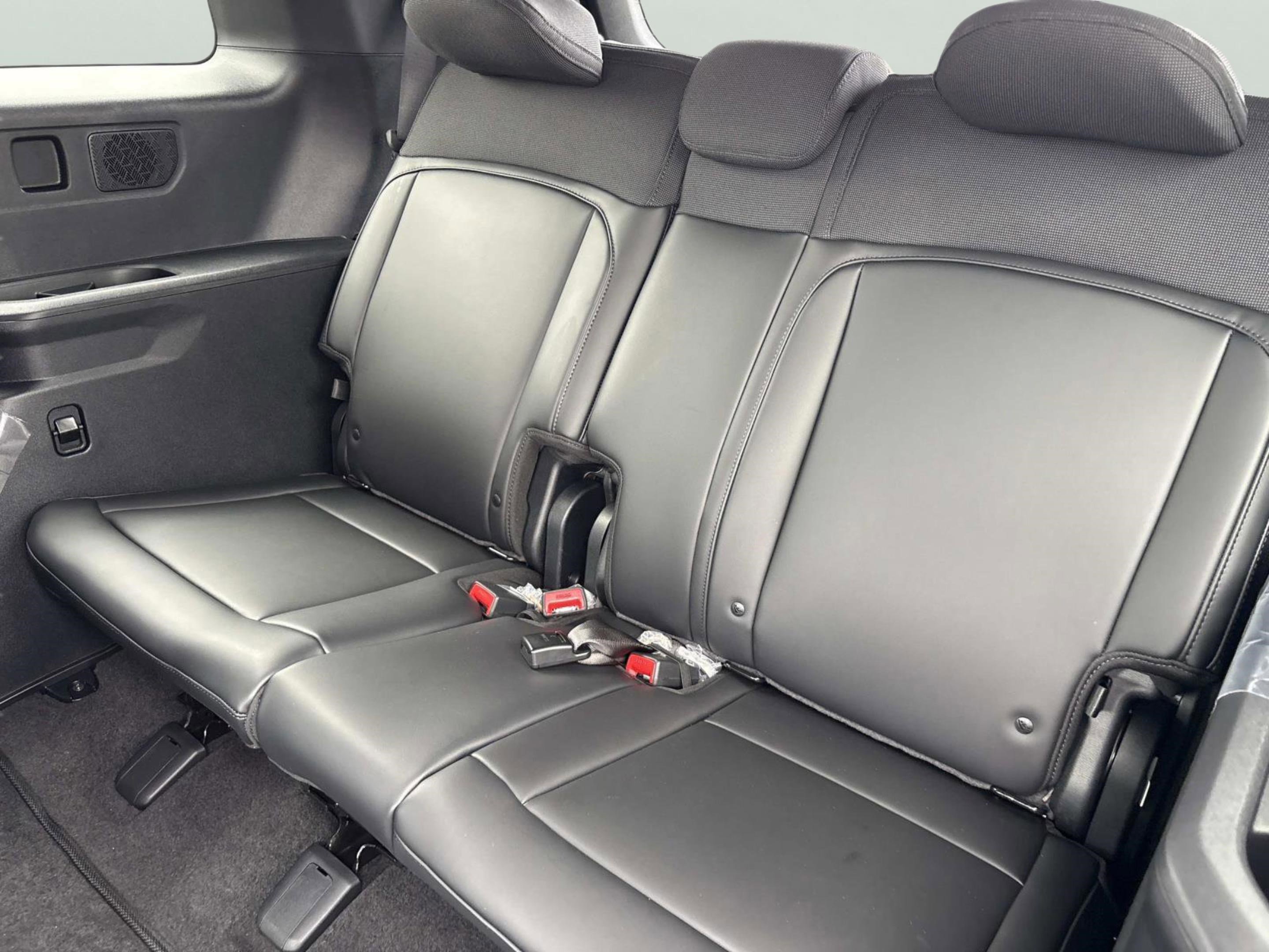 New 2027 Kia Telluride S image 19