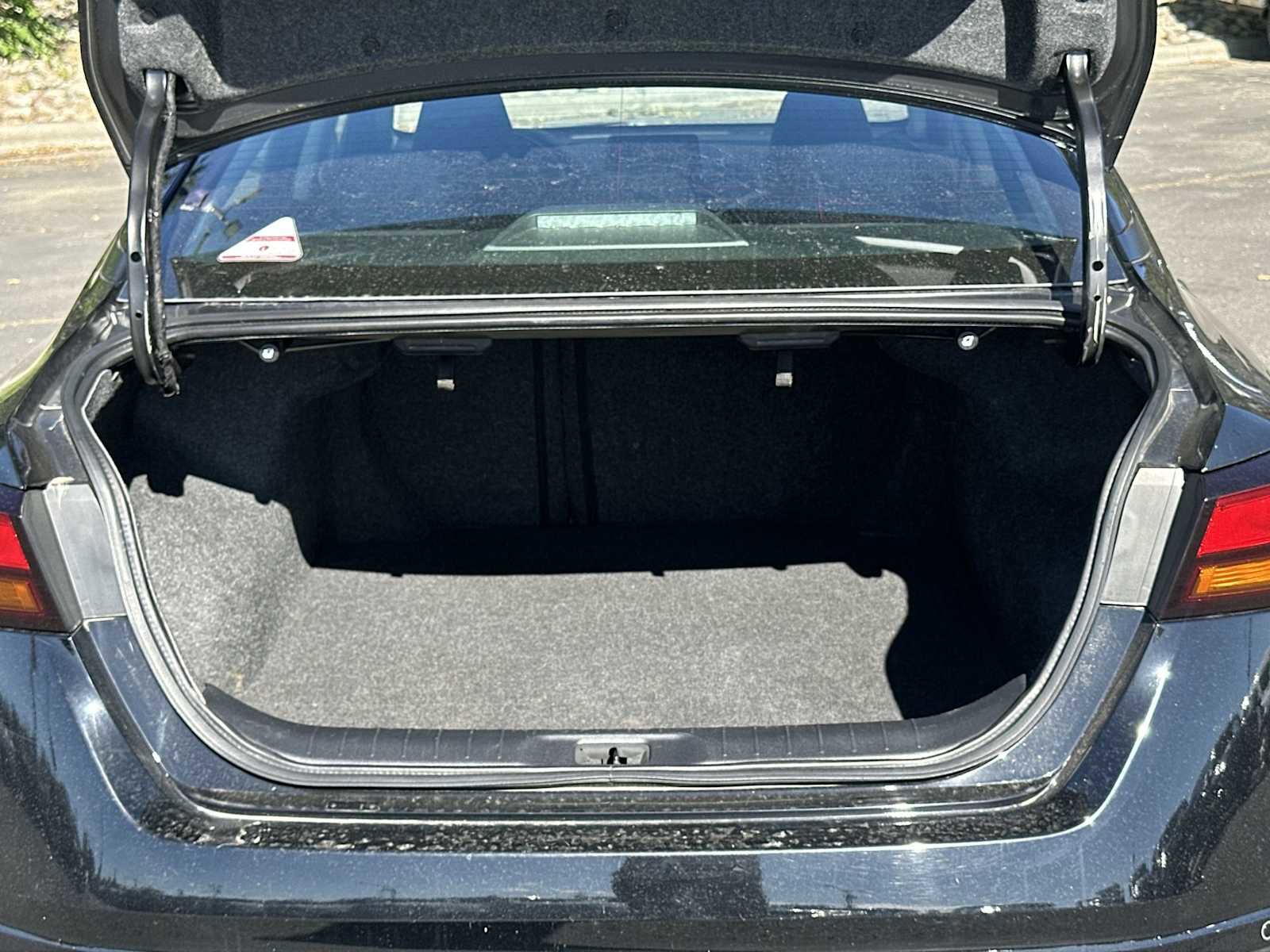 Used 2022 Nissan Altima 2.5 SV image 18