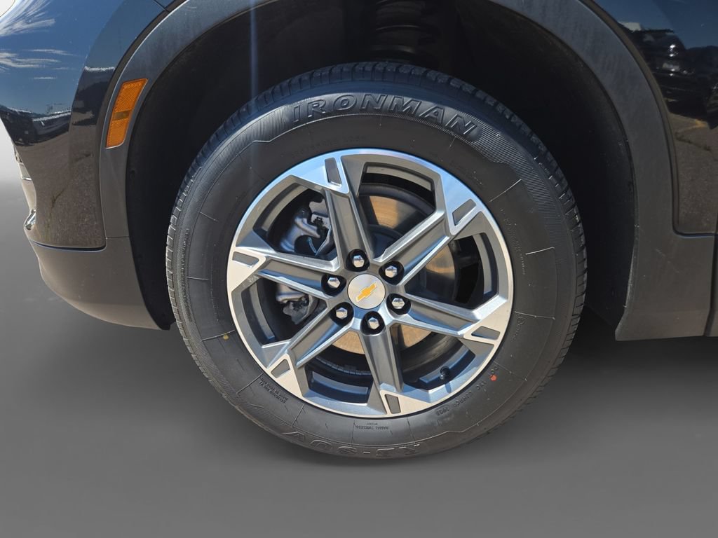Used 2025 Chevrolet Blazer LT AWD/4WD image 15