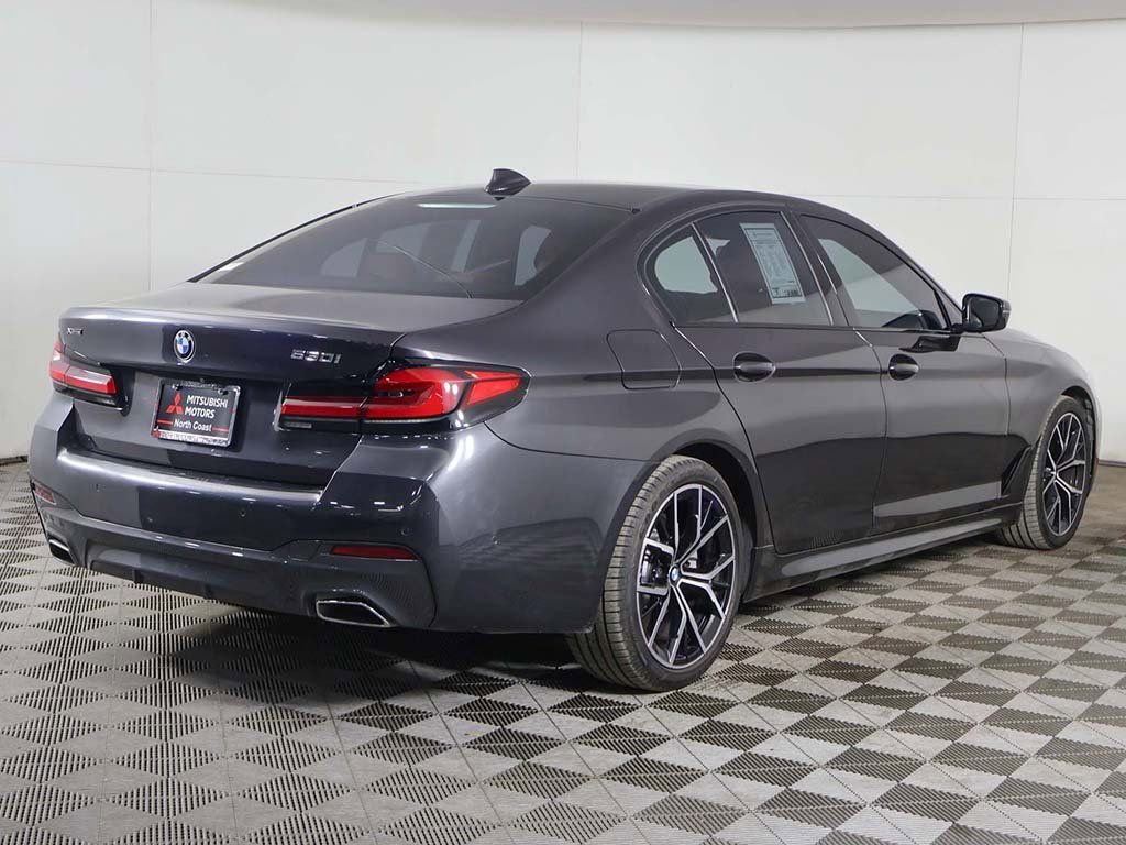 Used 2023 BMW 530i xDrive w/ M Sport Package AWD/4WD image 10