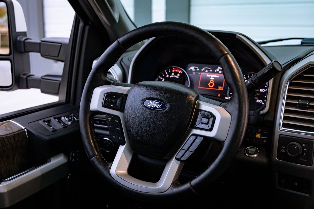 Used 2017 Ford F350 Lariat w/ Lariat Ultimate Package image 30