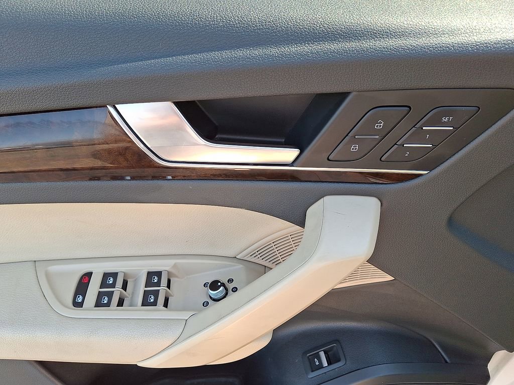 Used 2018 Audi Q5 2.0T Premium Plus image 2