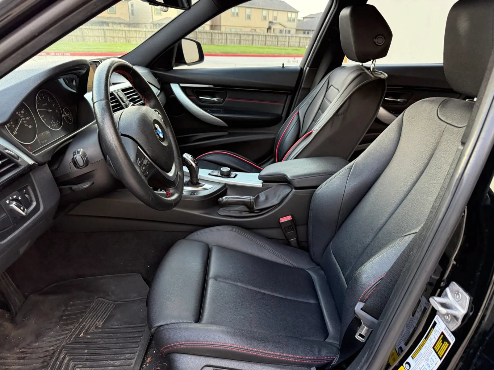 Used 2017 BMW 330i Sedan RWD image 12