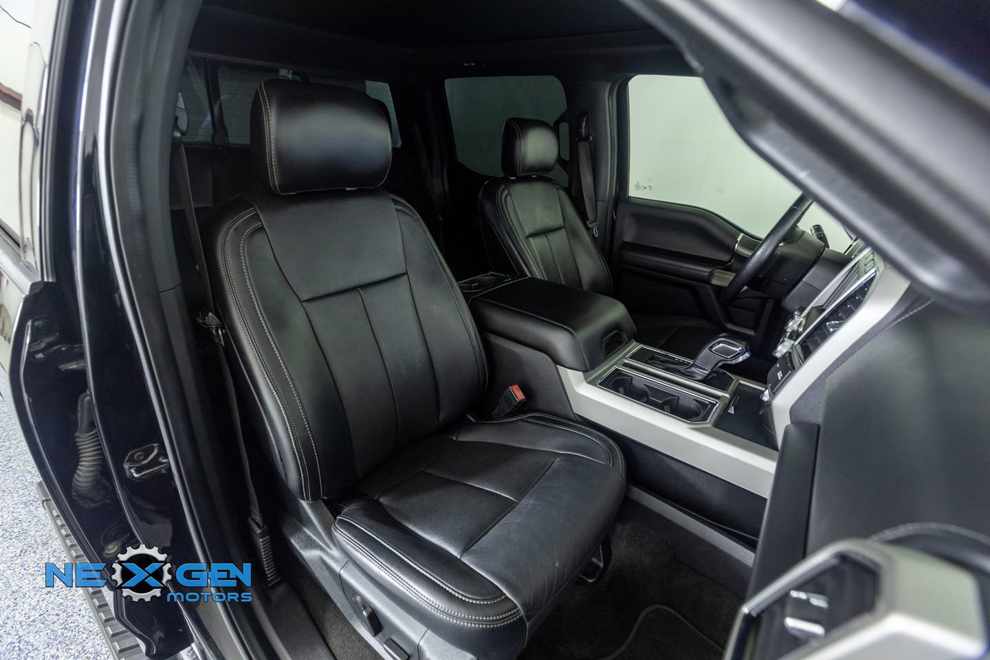 Used 2020 Ford F150 Lariat w/ Equipment Group 502A Luxury image 41