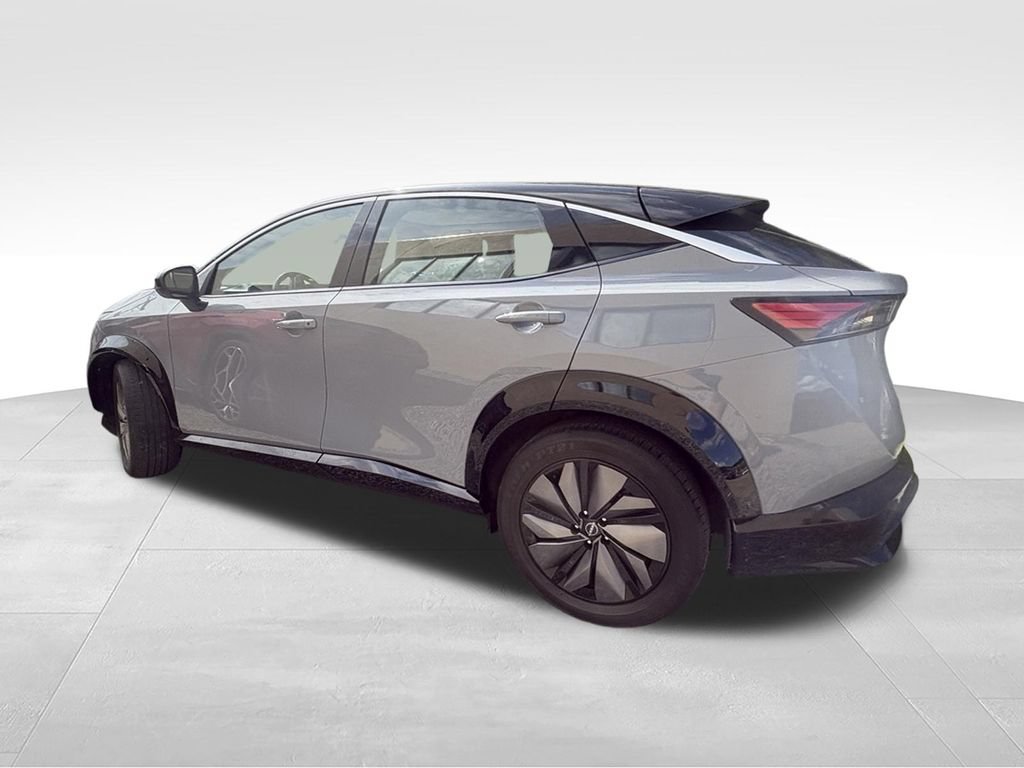 Used 2024 Nissan Ariya FWD image 8