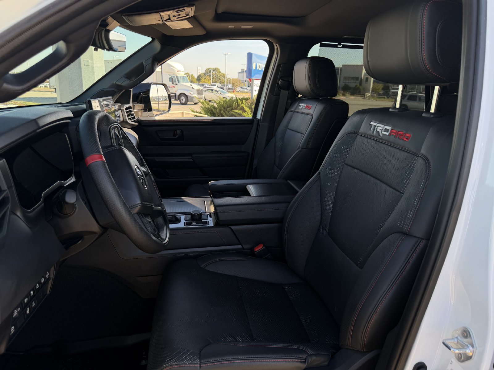 Used 2025 Toyota Sequoia TRD Pro AWD/4WD image 28