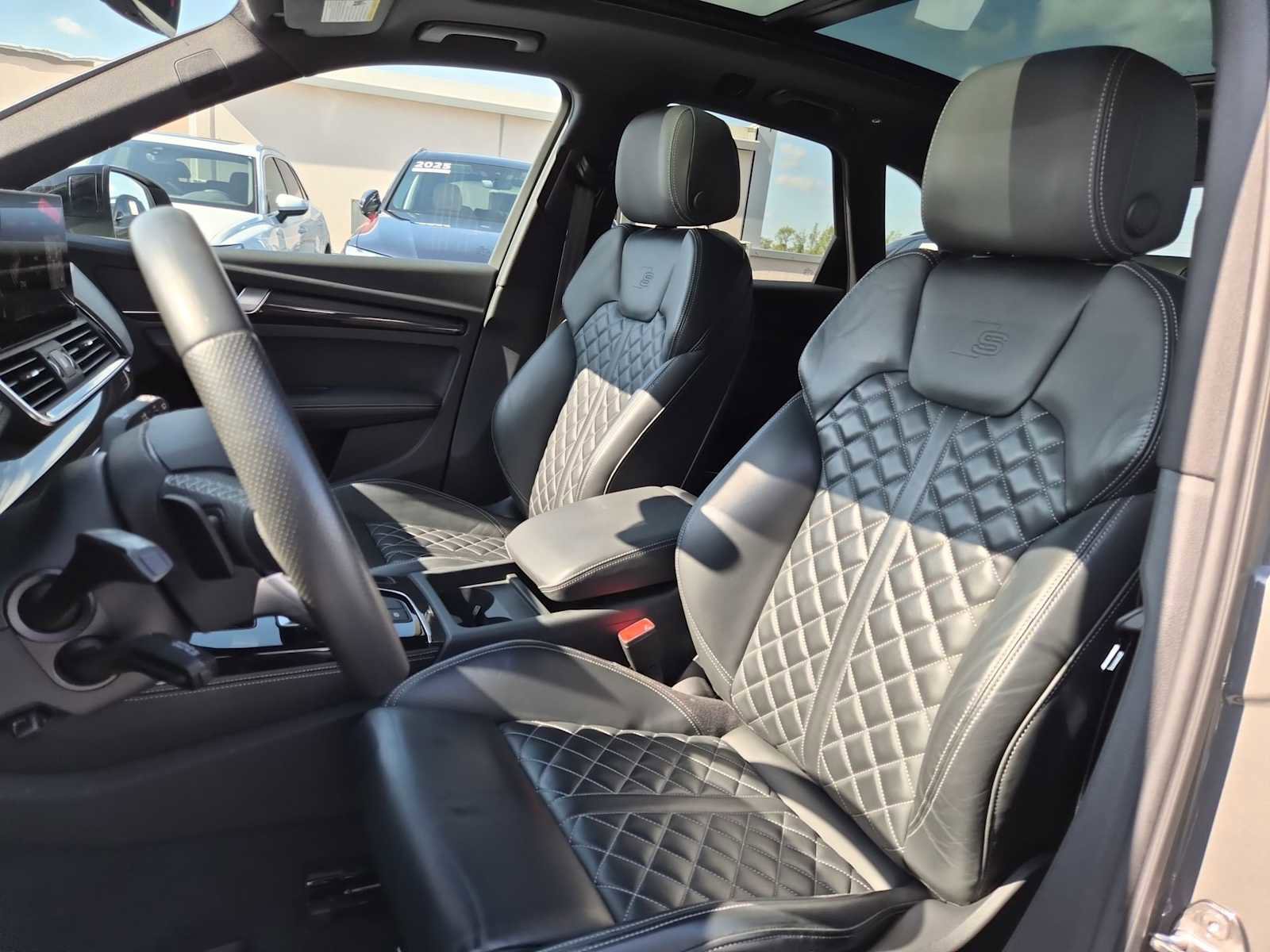 Certified 2023 Audi SQ5 Premium Plus w/ Premium Plus Package image 15