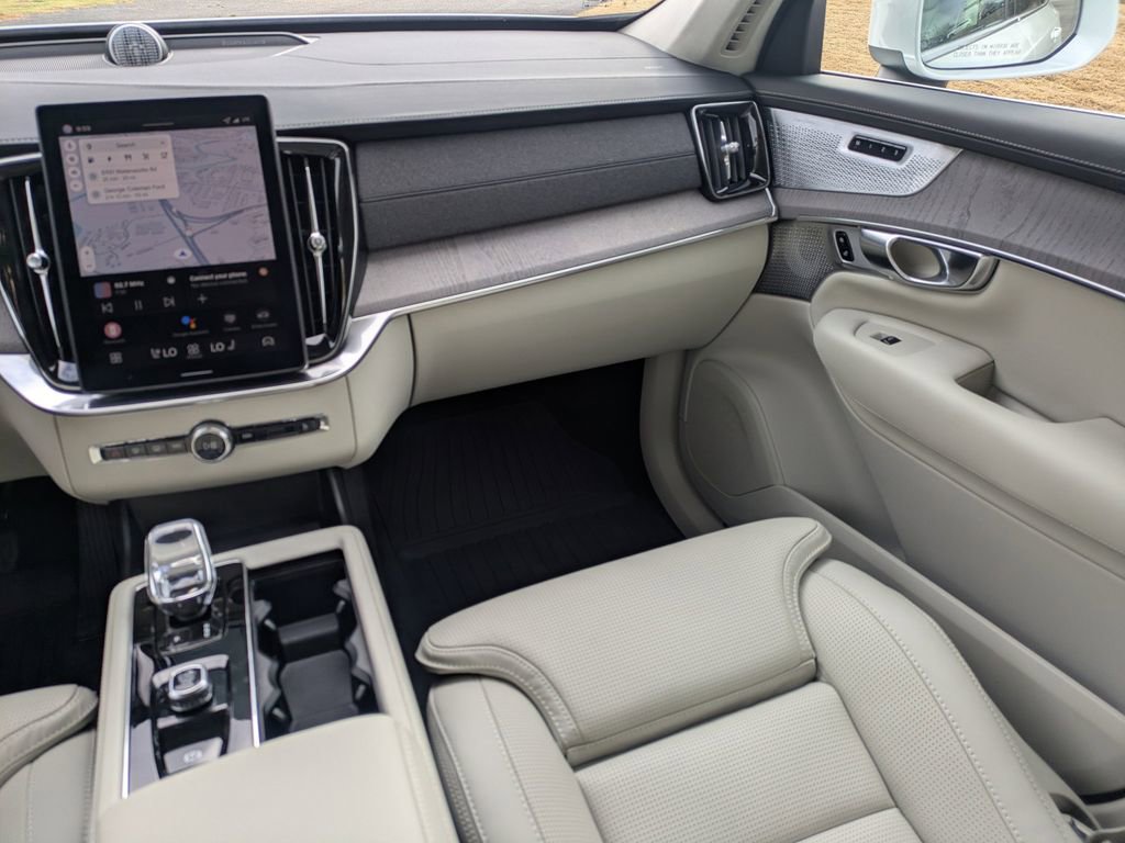 New 2026 Volvo XC90 B6 Ultra w/ Protection Package Premier AWD/4WD image 17