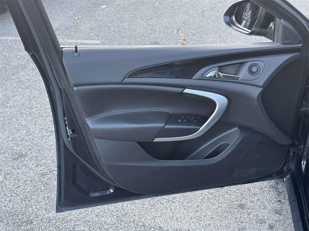 Used 2013 Buick Regal Premium image 14