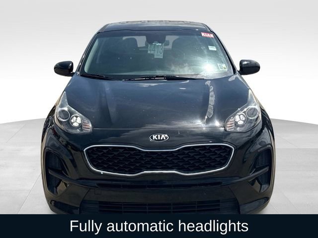Used 2022 Kia Sportage LX image 2
