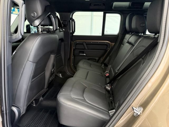 Used 2025 Land Rover Defender 110 S AWD/4WD image 19