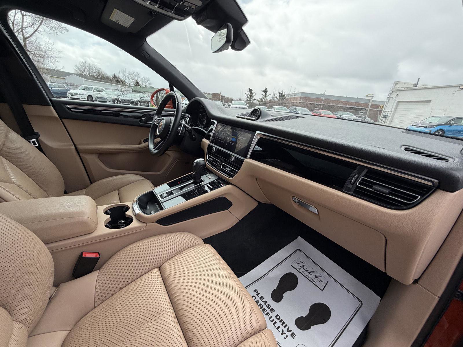 Used 2022 Porsche Macan S AWD/4WD image 30