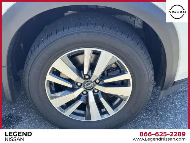 Certified 2023 Nissan Pathfinder SL w/ Black Appearance Package AWD/4WD image 9