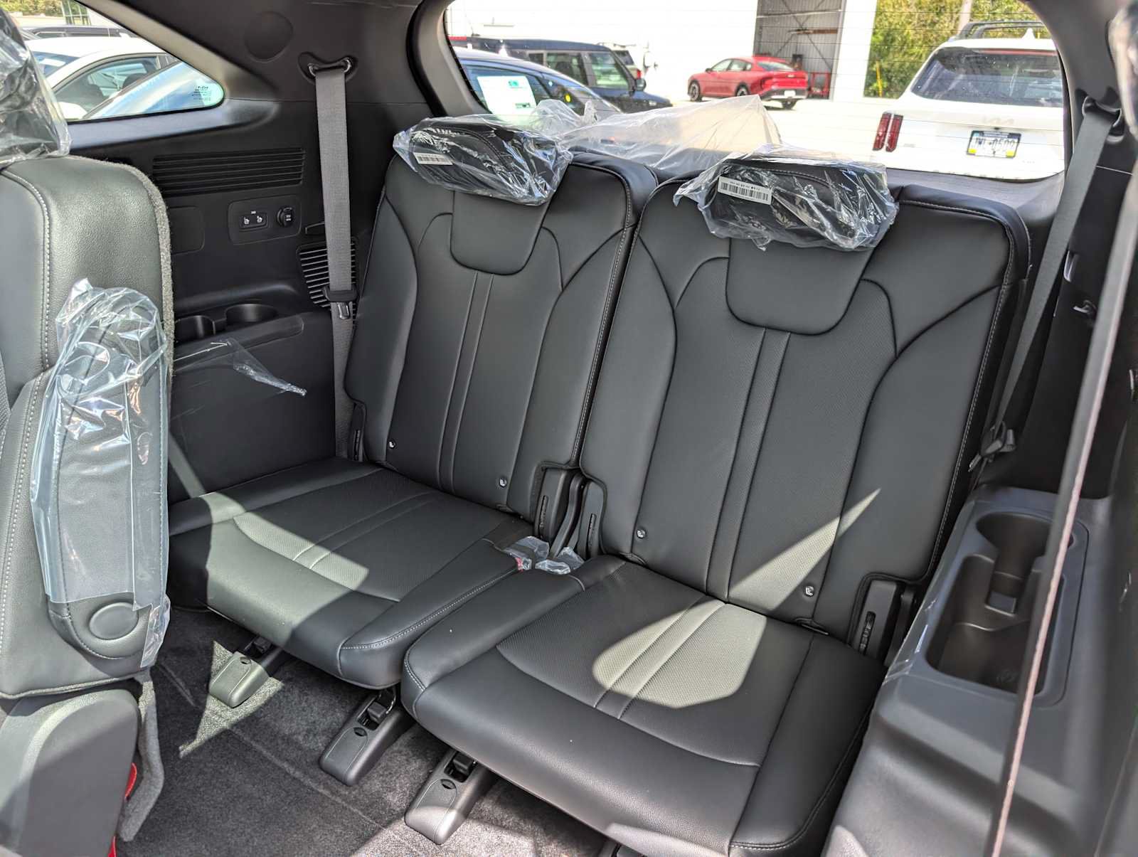 New 2026 Kia Sorento SX Prestige AWD/4WD image 17