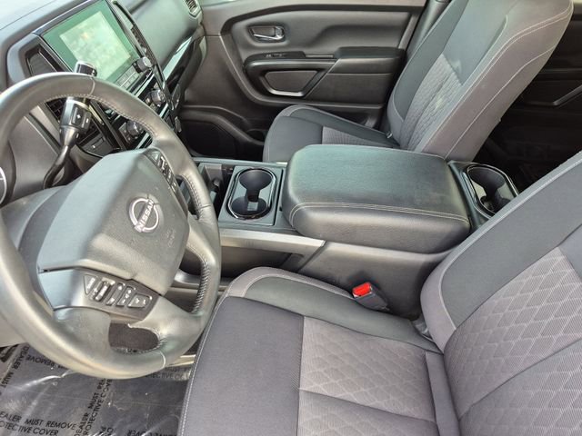 Used 2024 Nissan Titan SV w/ SV Convenience Package RWD image 19