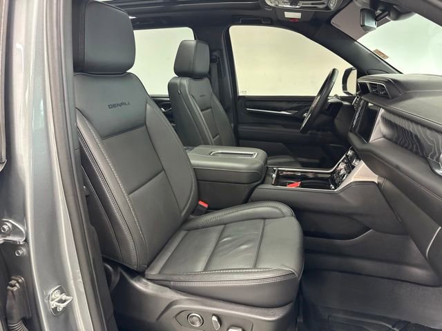 Used 2024 GMC Yukon Denali AWD/4WD image 30