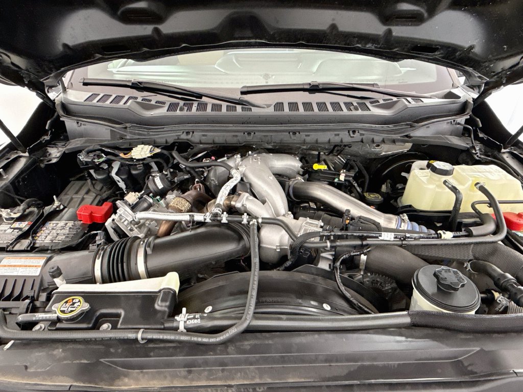Used 2024 Ford F250 Lariat w/ Chrome Package AWD/4WD image 32