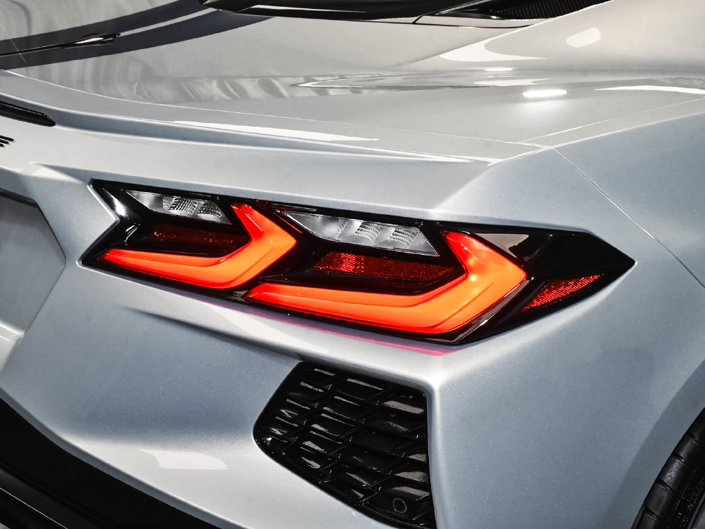 Used 2023 Chevrolet Corvette Stingray Premium Cpe w/ Body-Color Dual Roof Package RWD image 86