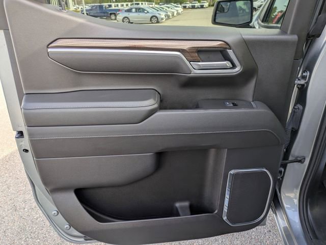 Used 2025 Chevrolet Silverado 1500 LT image 25