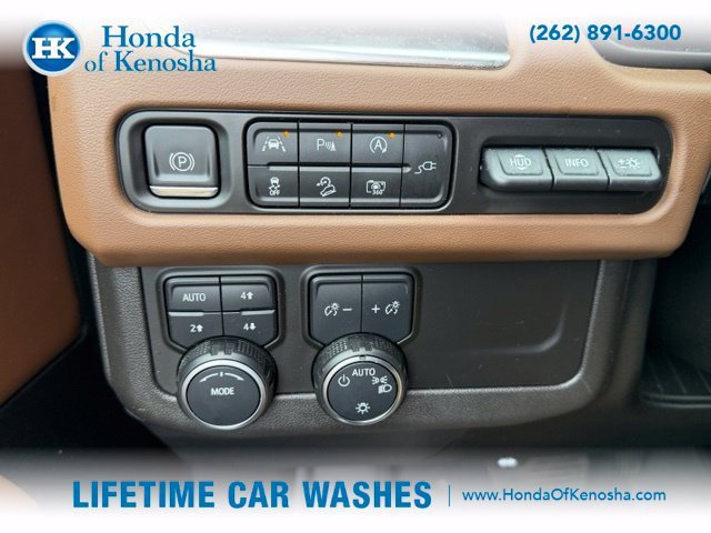 Used 2022 Chevrolet Suburban High Country AWD/4WD image 10