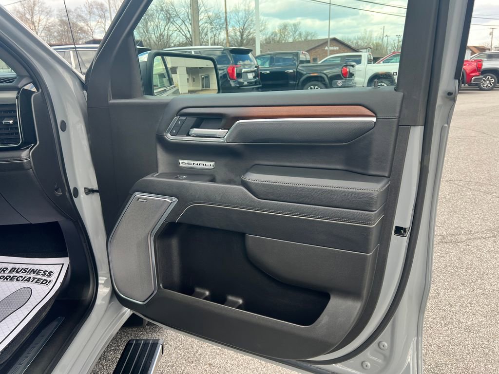 Used 2025 GMC Sierra 1500 Denali w/ Denali Reserve Package image 39