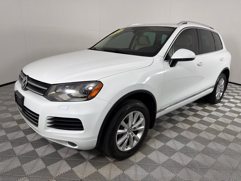 Used 2013 Volkswagen Touareg VR6 AWD/4WD image 9