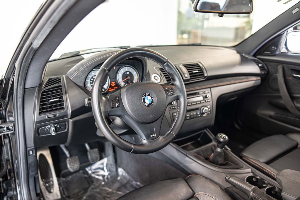 Used 2011 BMW 1 Series M RWD image 18