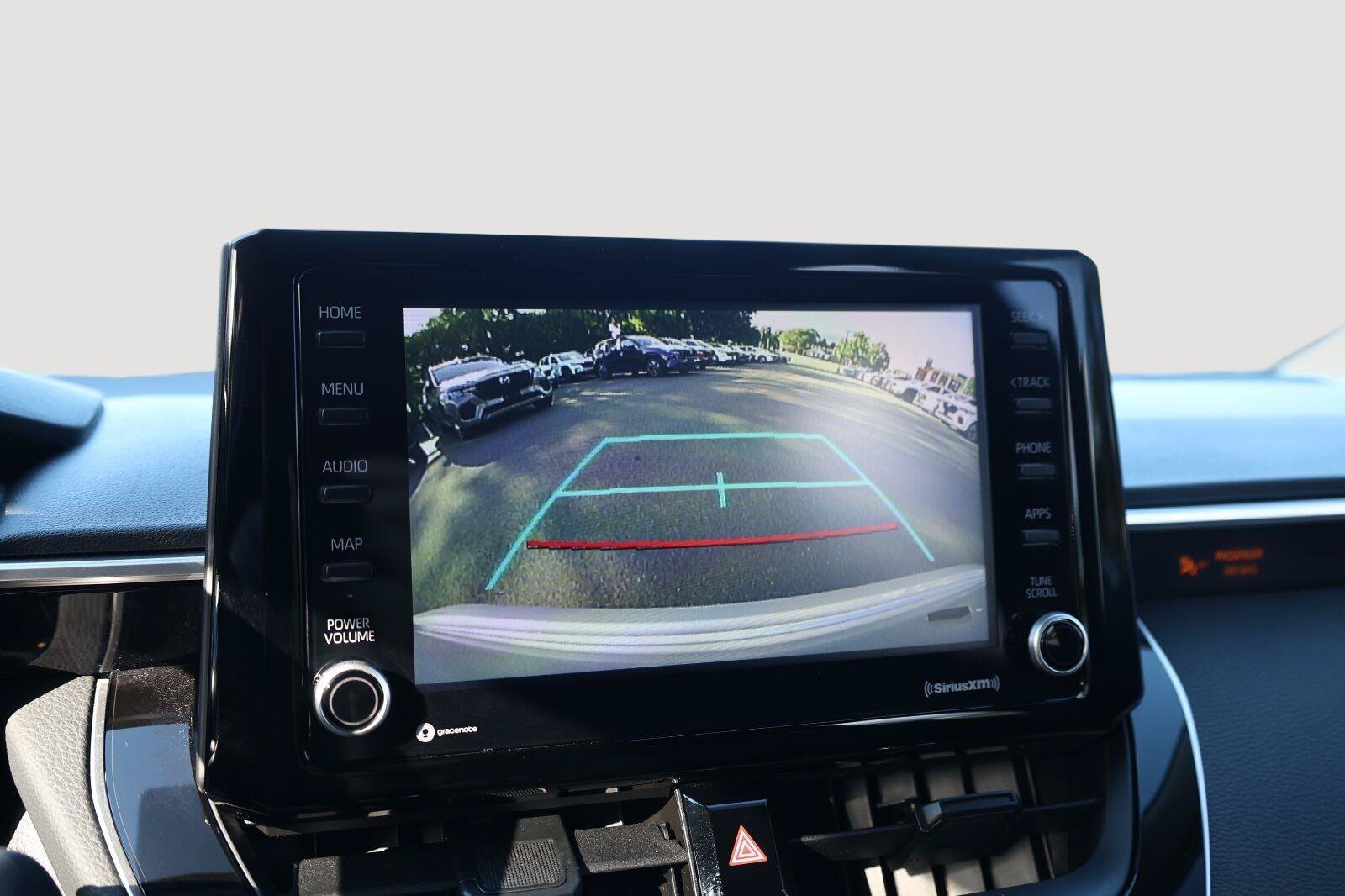 Used 2022 Toyota Corolla LE FWD image 32