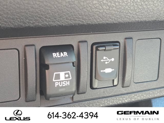 Used 2018 Toyota Tacoma SR5 RWD image 24