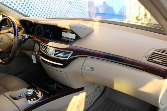 Used 2013 Mercedes-Benz S 550 4MATIC image 11
