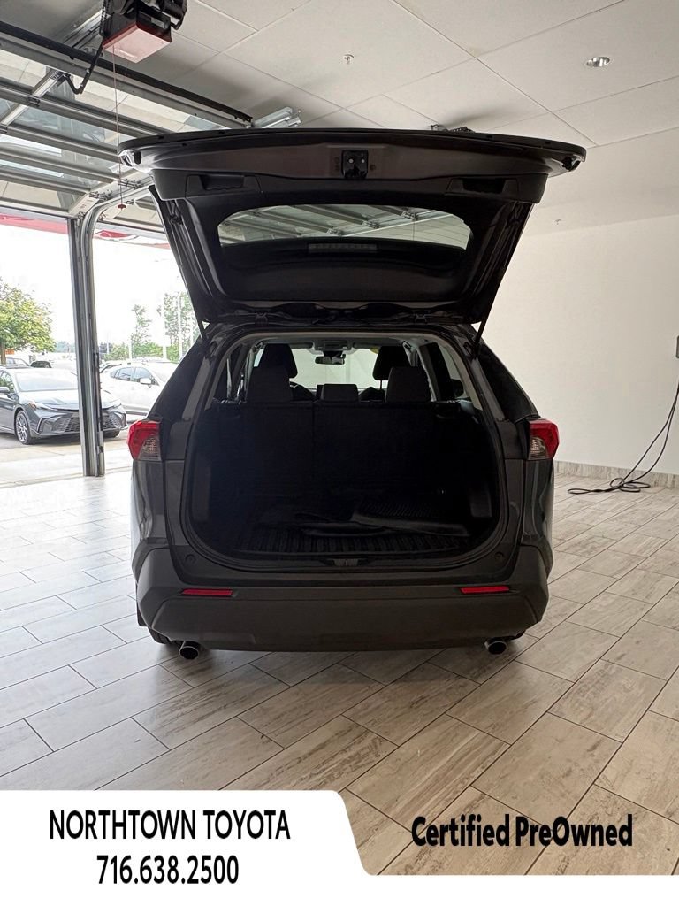 Used 2020 Toyota RAV4 LE w/ All Weather Liner Package AWD/4WD image 7