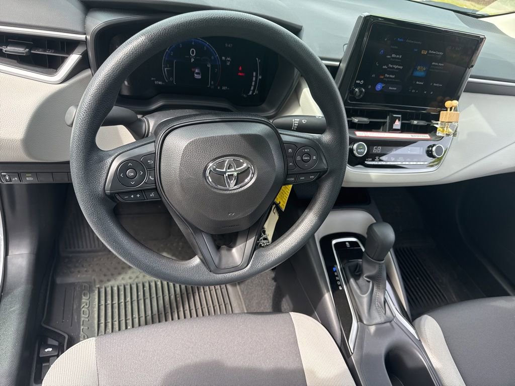 Used 2026 Toyota Corolla LE image 9