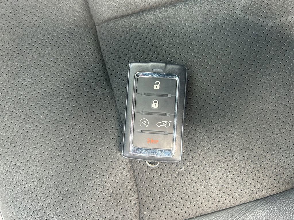 Used 2022 Jeep Grand Cherokee L Altitude image 33