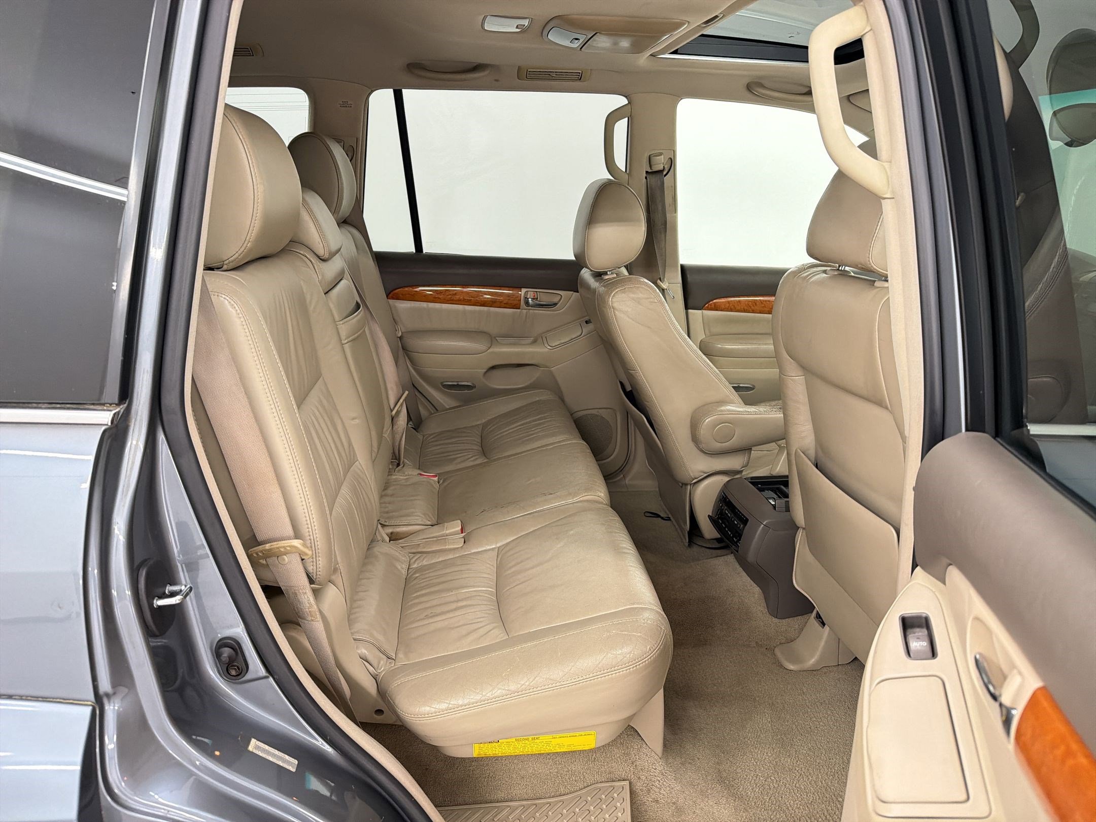 Used 2003 Lexus GX 470 image 24