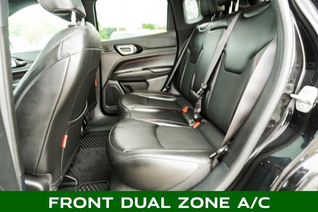 Used 2023 Jeep Compass Trailhawk image 8