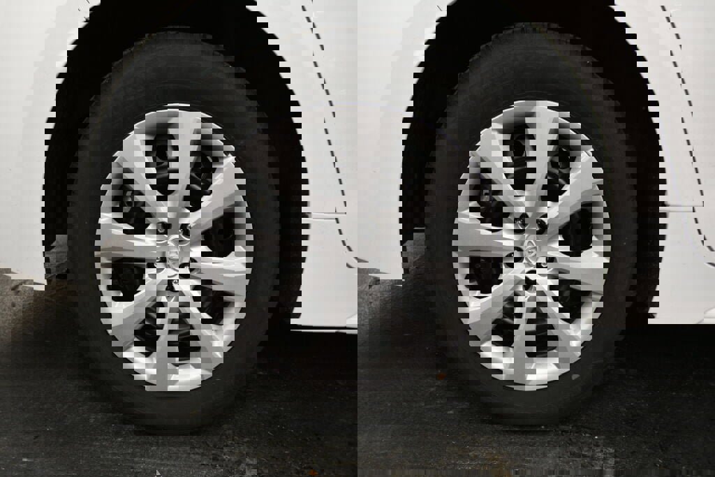 Certified 2024 Toyota Corolla LE image 29