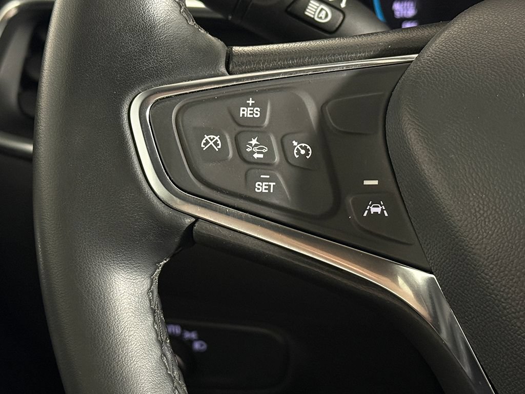 Used 2023 Chevrolet Equinox LT AWD/4WD image 38